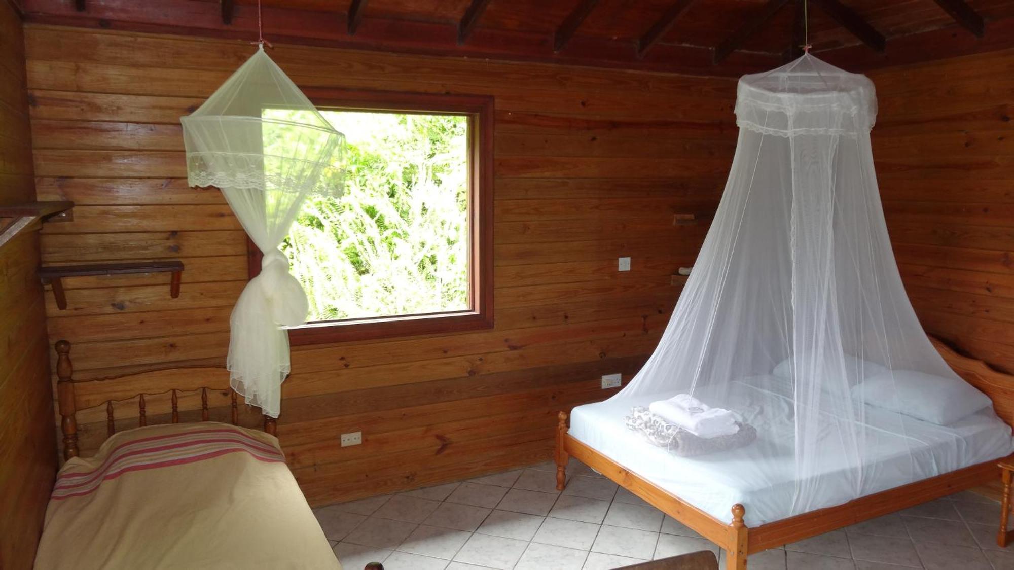 3 Rivers Eco Lodge Rosalie Exterior photo